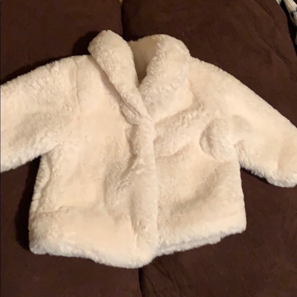 Old navy fur coat